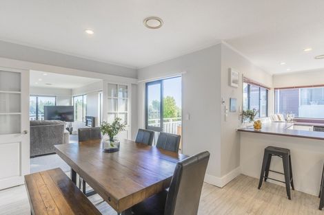 Photo of property in 11 Kea Street, Waikanae, 5036