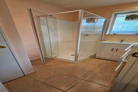 Photo of property in 1/15 Newnham Terrace, Upper Riccarton, Christchurch, 8041