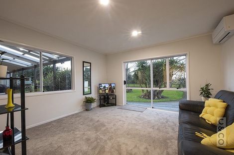 Photo of property in 2246 State Highway 16, Helensville, 0875
