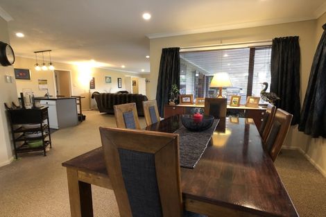 Photo of property in 19 Napier Street, Jervoistown, Napier, 4112