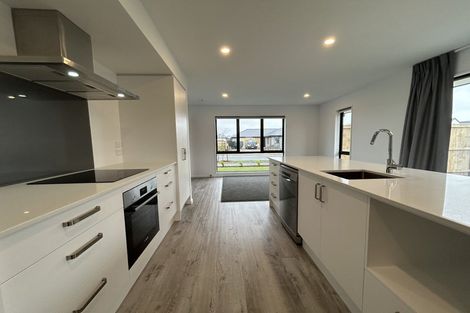 Photo of property in 27 Timara Crescent, Marshland, Christchurch, 8083