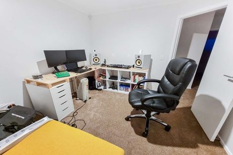 Photo of property in 137a Wellington Road, Wainuiomata, Lower Hutt, 5014