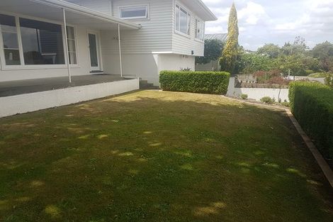 Photo of property in 2 Luton Street, Hokowhitu, Palmerston North, 4410