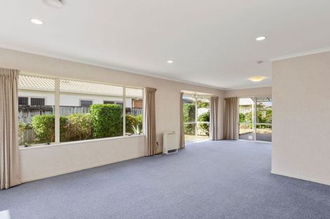 Photo of property in 21 Fahey Avenue, Mount Maunganui, 3116