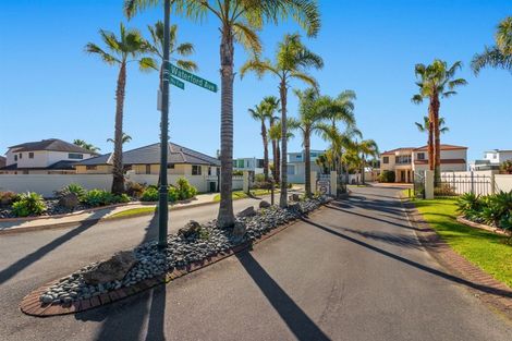 Photo of property in 2 Waterford Avenue, Ohope, 3121