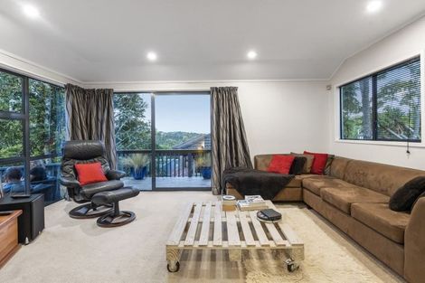 Photo of property in 14 David Beattie Place, Chatswood, Auckland, 0626