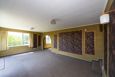Photo of property in 30 Shortland Street, Tamatea, Napier, 4112