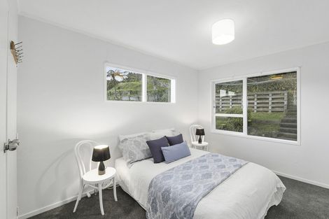 Photo of property in 5 Turriff Crescent, Tawa, Wellington, 5028