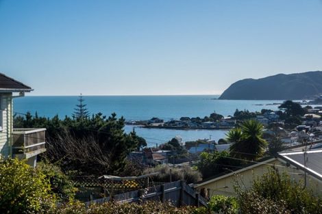 Photo of property in 24 Taupo Crescent, Plimmerton, Porirua, 5026