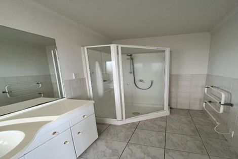 Photo of property in 9 Elsfield Place, Torbay, Auckland, 0630