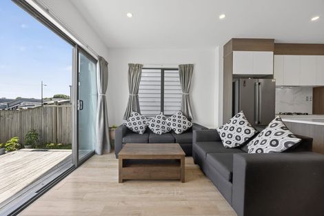 Photo of property in 46 Parahau Road, Papakura, 2110