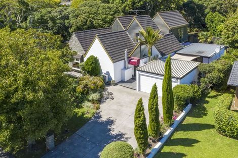 Photo of property in 130 Fisher Parade, Sunnyhills, Auckland, 2010