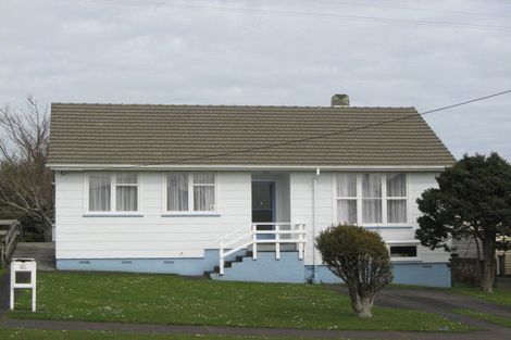 Photo of property in 65 Cook Street, Marfell, New Plymouth, 4310