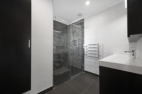 Photo of property in 13 Walden Place, Mangere East, Auckland, 2024