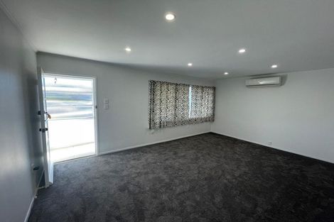 Photo of property in 8 Wyman Place, Pakuranga Heights, Auckland, 2010