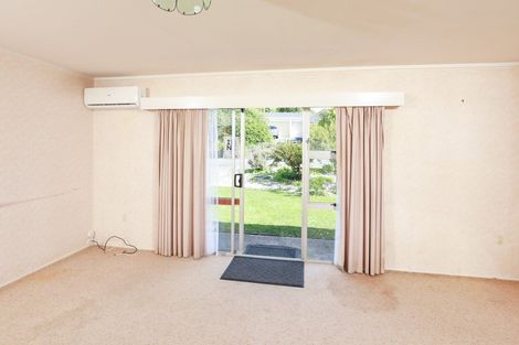 Photo of property in 69 Tuhikaramea Road, Dinsdale, Hamilton, 3204