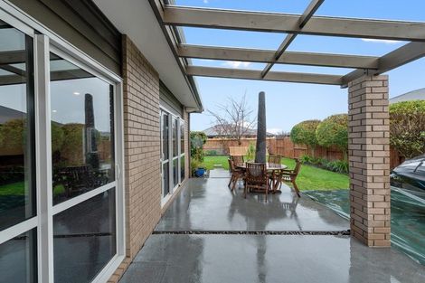 Photo of property in 6 Foxbury Court, Rototuna North, Hamilton, 3210