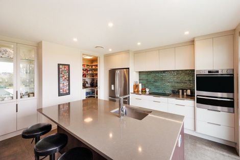 Photo of property in 20 Loveston Lane, Kelvin Grove, Palmerston North, 4470