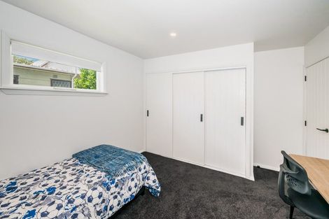Photo of property in 100 Matatua Road, Raumati Beach, Paraparaumu, 5032