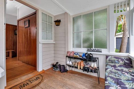 Photo of property in 8 Dinniss Avenue, Regent, Whangarei, 0112