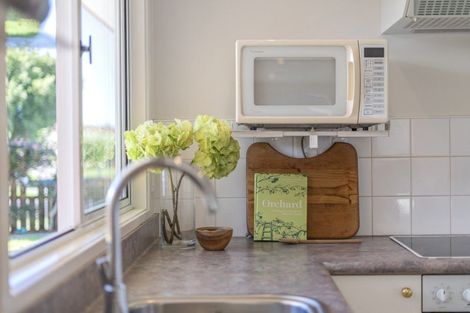 Photo of property in 33 Springbok Avenue, Whitianga, 3510