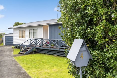 Photo of property in 4 Glen Norman Avenue, Henderson, Auckland, 0610