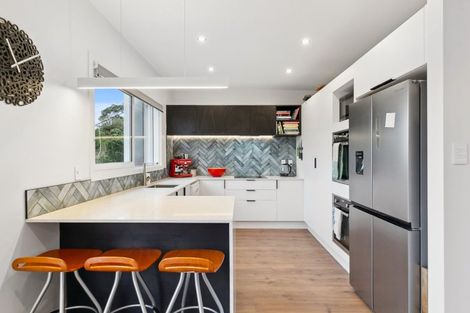 Photo of property in 11 Rutland Way, Wadestown, Wellington, 6012