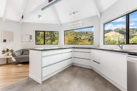 Photo of property in 274 Valley Road, Paraparaumu, 5032