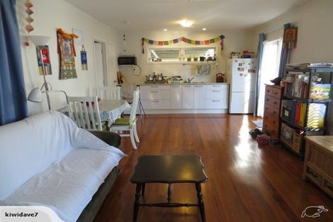 Photo of property in 5 Domain Lane, Mangere Bridge, Auckland, 2022