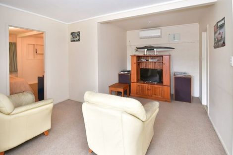 Photo of property in 192 Hibiscus Coast Highway, Red Beach, 0932
