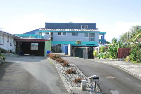 Photo of property in 4 Ranfurly Place, Te Kamo, Whangarei, 0112