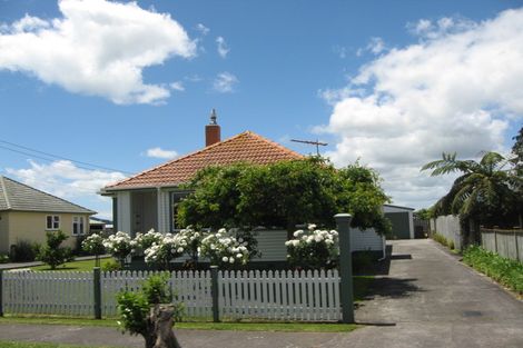 Photo of property in 31 Village Way, Ardmore, Papakura, 2582