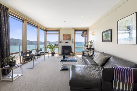 Photo of property in 2 Robieson Lane, Roseneath, Wellington, 6011