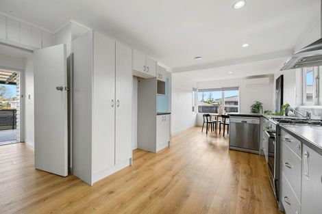 Photo of property in 6 Bruce Avenue, Glenview, Hamilton, 3206