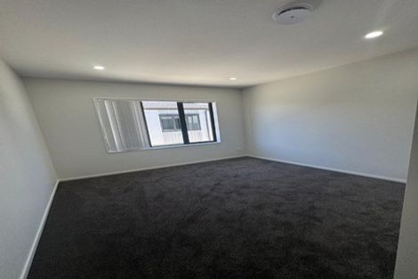 Photo of property in 35 Wai Iti Place, Clendon Park, Auckland, 2103