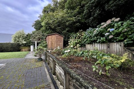 Photo of property in 35b Amapur Drive, Khandallah, Wellington, 6035