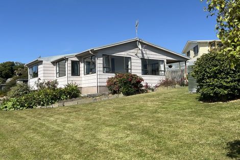 Photo of property in 16 Spiers Street, Kakanui, Oamaru, 9495