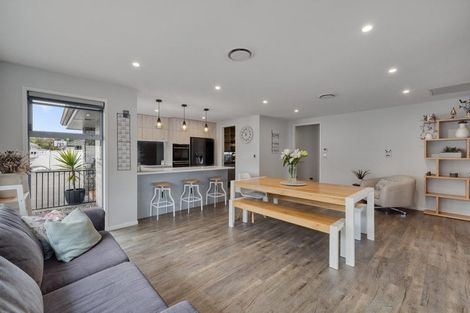 Photo of property in 86 Pakanga Grove, Pyes Pa, Tauranga, 3112