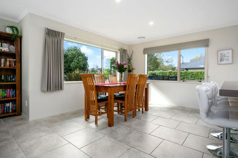 Photo of property in 176 Thornton Road, Cambridge, 3434