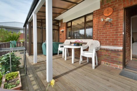 Photo of property in 24a Hargest Crescent, Saint Kilda, Dunedin, 9012