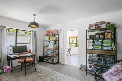 Photo of property in 76 Khandallah Road, Ngaio, Wellington, 6035