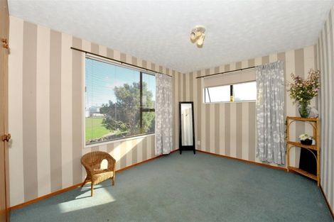 Photo of property in 23a Craven Street, Sockburn, Christchurch, 8042