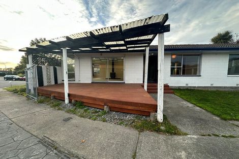 Photo of property in 19 Bidwell Place, Hillmorton, Christchurch, 8025