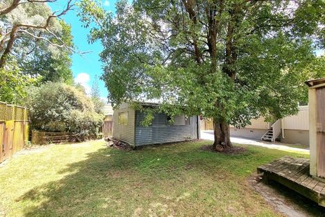 Photo of property in 176 Gossamer Drive, Pakuranga Heights, Auckland, 2010