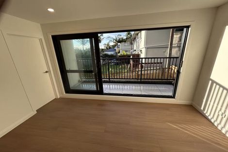 Photo of property in 344a East Coast Road, Sunnynook, Auckland, 0632