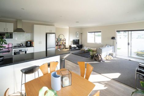 Photo of property in 3 Hoewaka Lane, Bell Block, New Plymouth, 4312