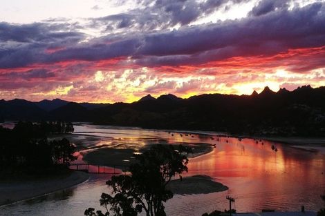 Photo of property in 181 Paku Drive, Tairua, 3508