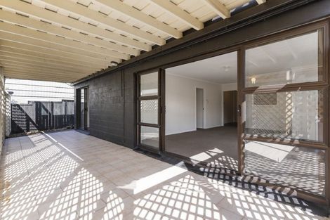 Photo of property in 10b Matipo Road, Mairangi Bay, Auckland, 0630