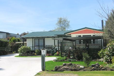 Photo of property in 9 Tawavale Street, Pukehangi, Rotorua, 3015