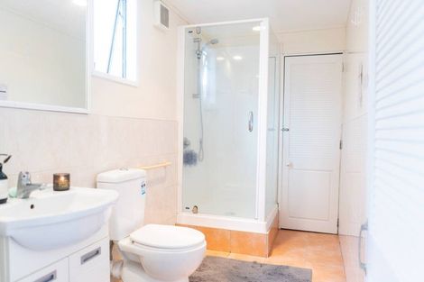 Photo of property in 22 Orion Place, Hillcrest, Auckland, 0627